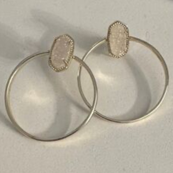 Kendra Scott Jewelry - Kendra Scott Gold and Cream Hoop Earrings